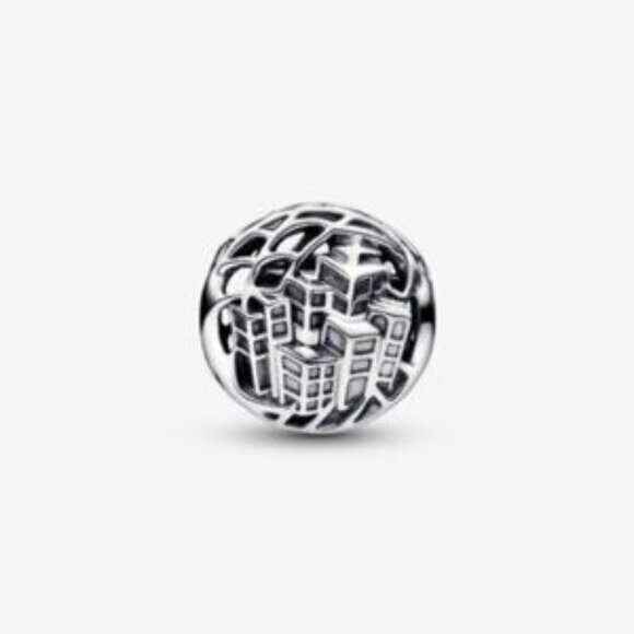 Pandora Marvel Spider-Man Soaring City Charm - Picture 2 of 3
